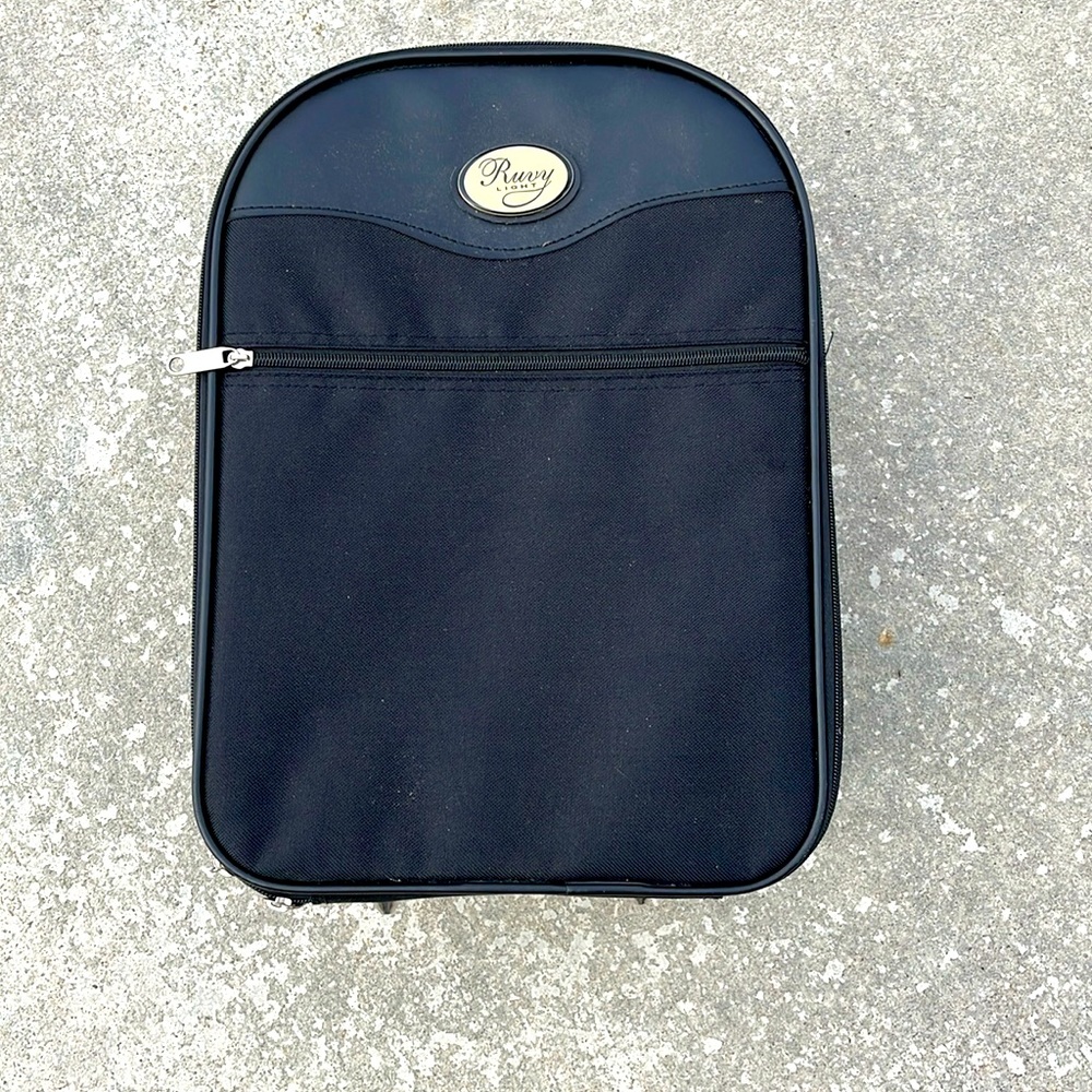 Black Hat or purse travel bag or storage organizer